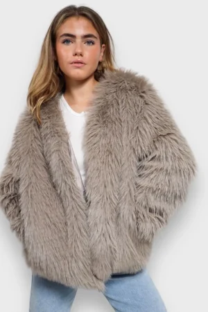 Meet Me There Habits*Veste "Furry" Taupe